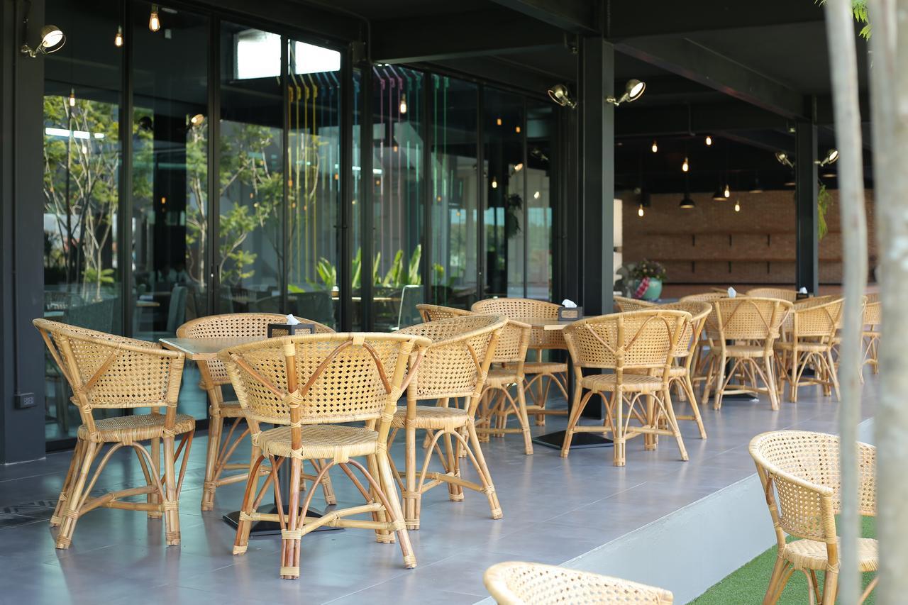 Navela Hotel & Convention Ratchaburi エクステリア 写真