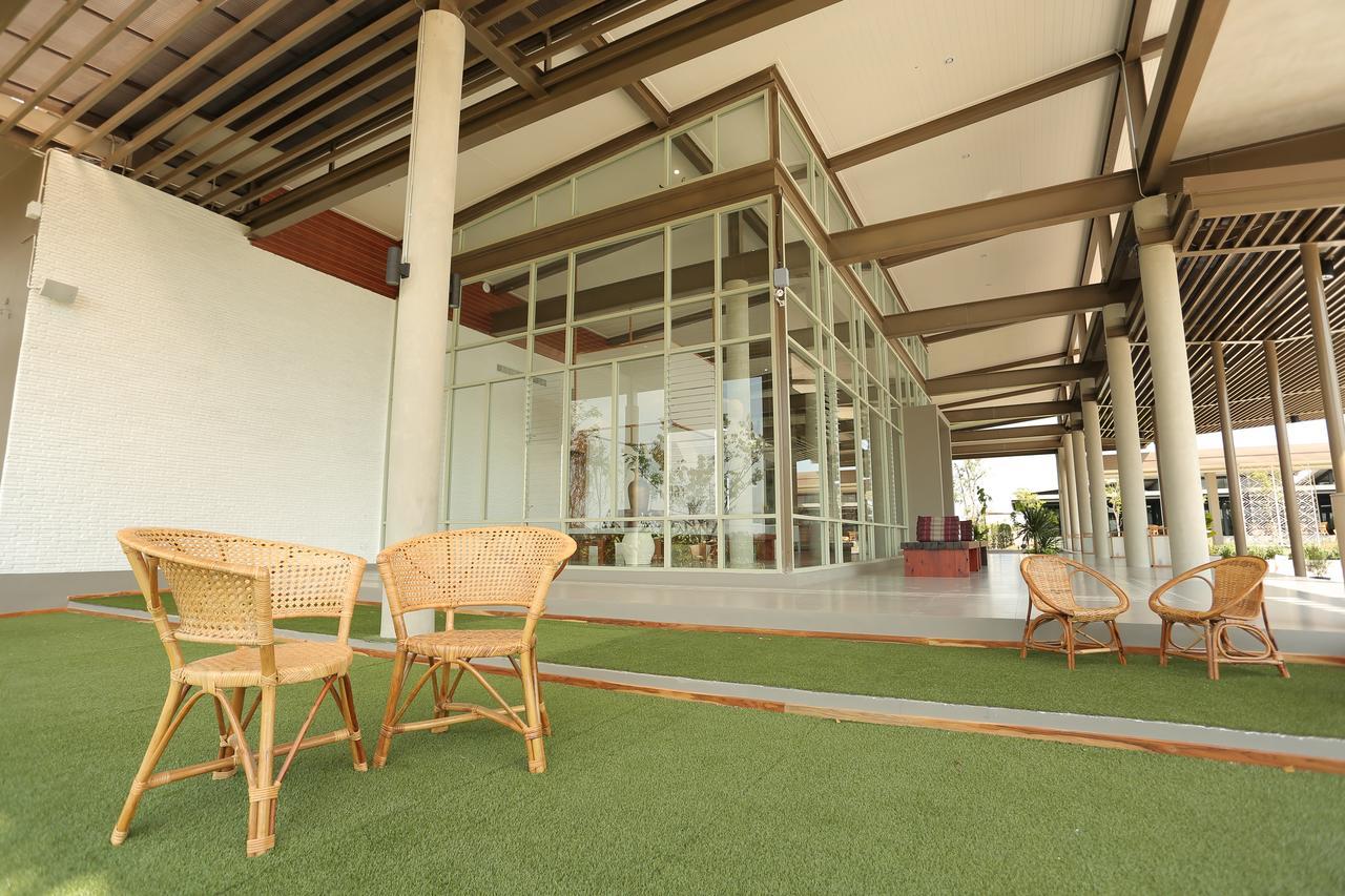 Navela Hotel & Convention Ratchaburi エクステリア 写真