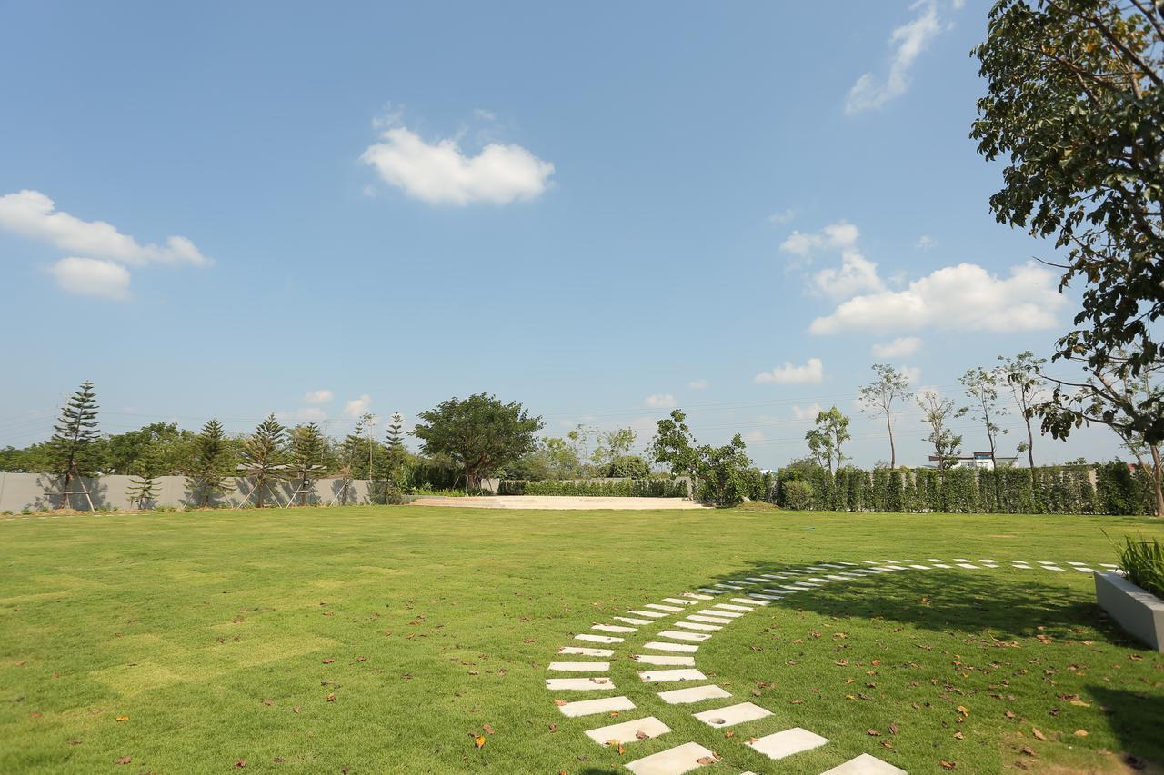 Navela Hotel & Convention Ratchaburi エクステリア 写真
