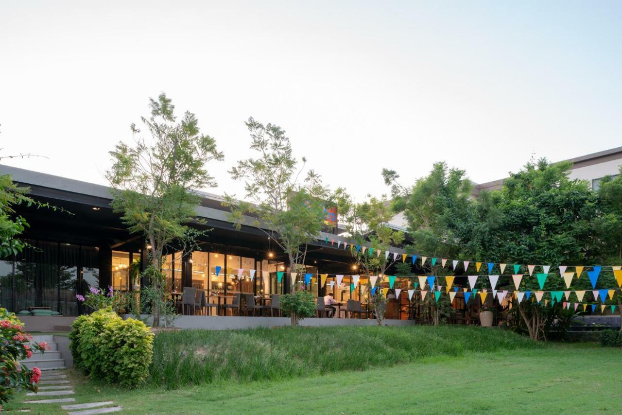 Navela Hotel & Convention Ratchaburi エクステリア 写真